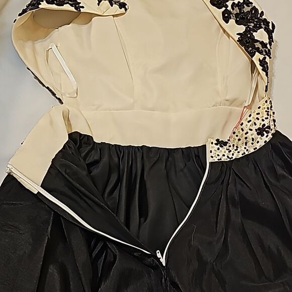 Coco melody formal dress size small. - Picture 9 of 10